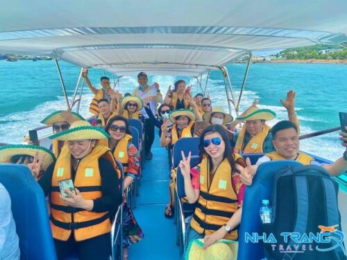 Tour 3 đảo Vip cano nha trang