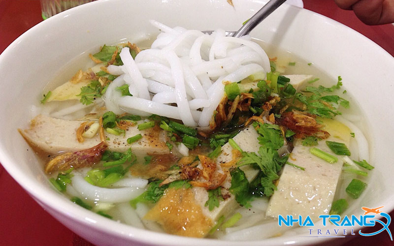Chợ Đầm Nha Trang khám phá khu chợ nổi tiếng lâu đời 47 Bánh canh chả cá chợ đầm nha trang