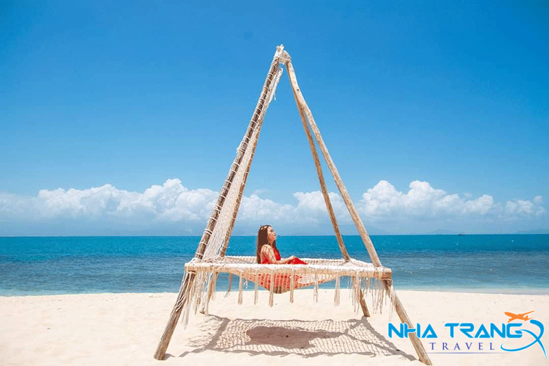 Trọn bộ kinh nghiệm du lịch Nha Trang siêu chi tiết từ A - Z - Nha Trang Travel 47 Hãy bảo vệ làn da với kem chống nắng, mũ nón