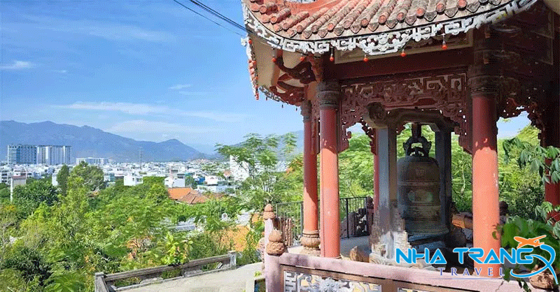Khám Phá Chùa Long Sơn Nha Trang Ngôi Cổ Tự Trăm Năm Tuổi 25 Chuông đại hồng chung ở chùa