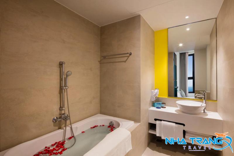 Top 10 Khách Sạn 4 Sao Nha Trang Tốt Nhất, Sang Chảnh 50 Phòng tắm tại Ibis Styles Nha Trang