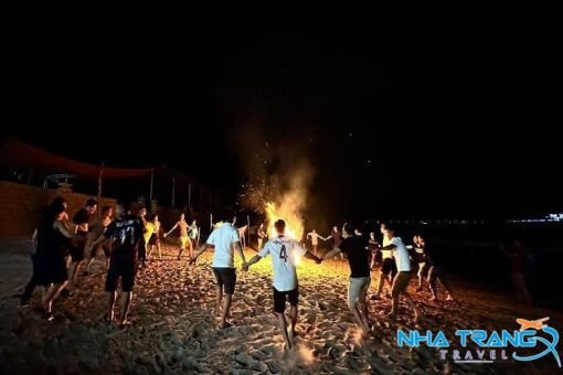 Tour Camping Gành Nhảy Beach 2 Ngày 1 Đêm