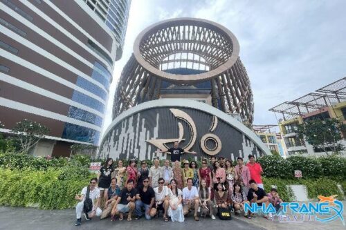 Tour Gành Nhảy Beach Snokerling Nhà Hát Đó