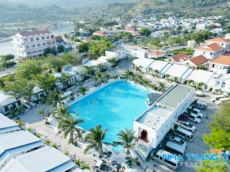 Kinh nghiệm Du Lịch Vịnh Vĩnh Hy Chi Tiết Từ A Tới Z 31 Resort Vĩnh Hy cao cấp, sang trọng