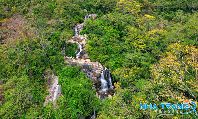 Kinh nghiệm Du Lịch Vịnh Vĩnh Hy Chi Tiết Từ A Tới Z 27 Trekking Núi Chúa, khám phá thác nước đẹp tựa tiên cảnh
