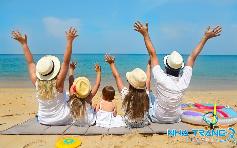 Bật Mí 10 Bãi Biển Nha Trang Đẹp Nhất, Thu Hút Du Khách Thập Phương 42 Khi khám phá các bãi biển đẹp ở Nha Trang, bạn nên lưu ý một số kinh nghiệm