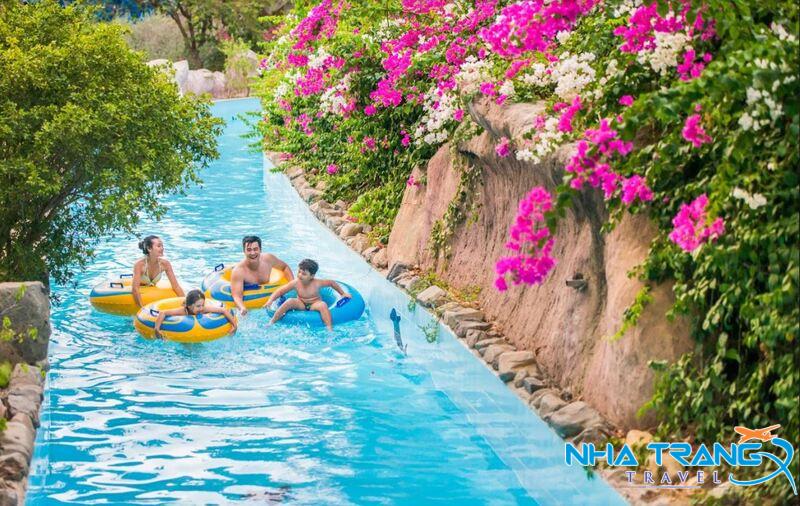 Vinpearl Nha Trang Có Gì Chơi? Trò Chơi Và Hoạt Động Thú Vị 40 Thư giãn tuyệt đối khi thả mình trôi theo dòng nước êm đềm