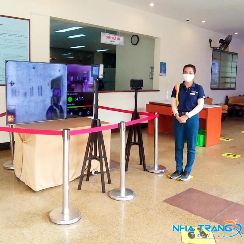 Khám Phá Cáp Treo Vinpearl Nha Trang Giá Vé, Giờ Mở Cửa từ A tới Z 21 Sẽ có nhân viên hỗ trợ, hương dẫn bạn check in tại quầy vé