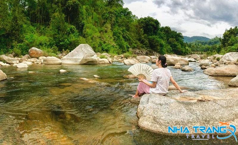 Bật Mí 6 Con Suối Ở Nha Trang Đẹp Nhất, Vui Chơi Mùa Hè 17 Góc check in tuyệt nhất ở suối Giang