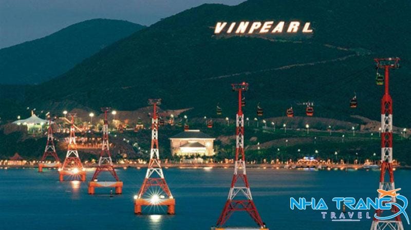 Kinh Nghiệm Khám Phá Bánh Xe Bầu Trời Vinpearl Nha Trang ( Vinpearl Sky Wheel) 11 Ngồi cáp treo đến đảo là trải nghiệm thú vị mà bạn nên thử