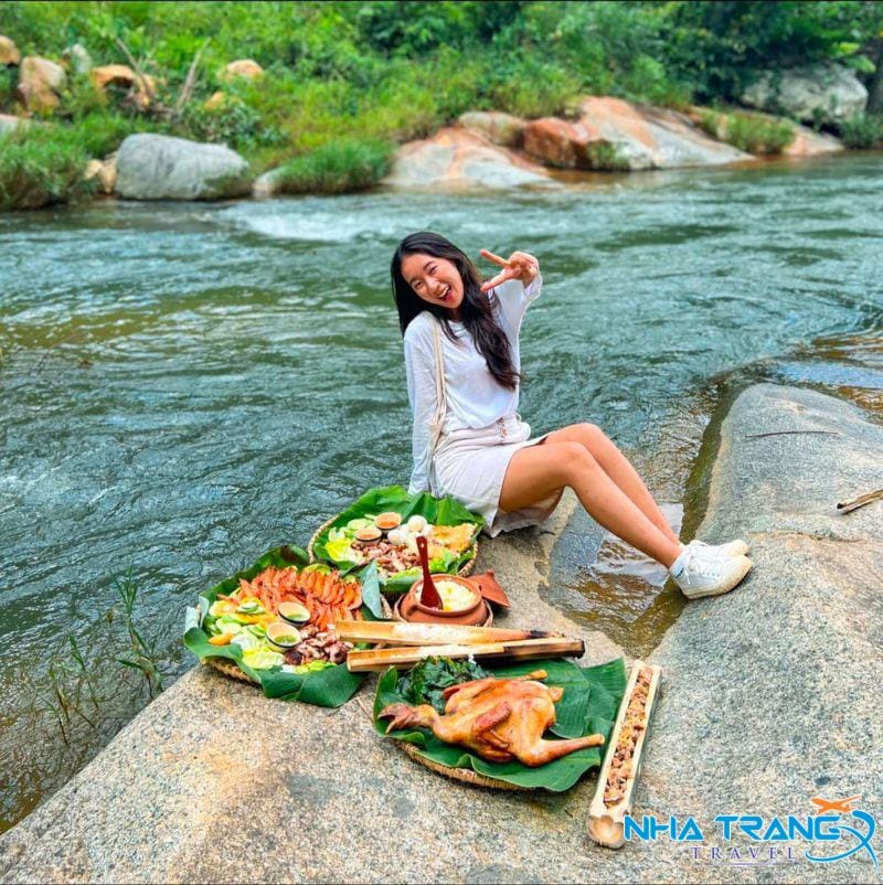 Bật Mí 6 Con Suối Ở Nha Trang Đẹp Nhất, Vui Chơi Mùa Hè 18 Thời điểm tốt nhất để tới suối là vào mùa khô